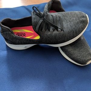 Sketchers Goga Max Gen 5 sz 8.5